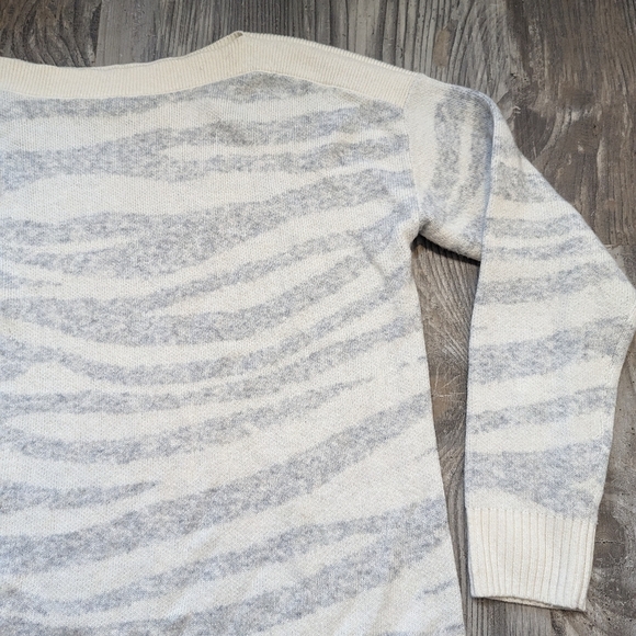 LOFT women's tunic oversized wool blend sweater cream gray Sz XS - Picture 10 of 11